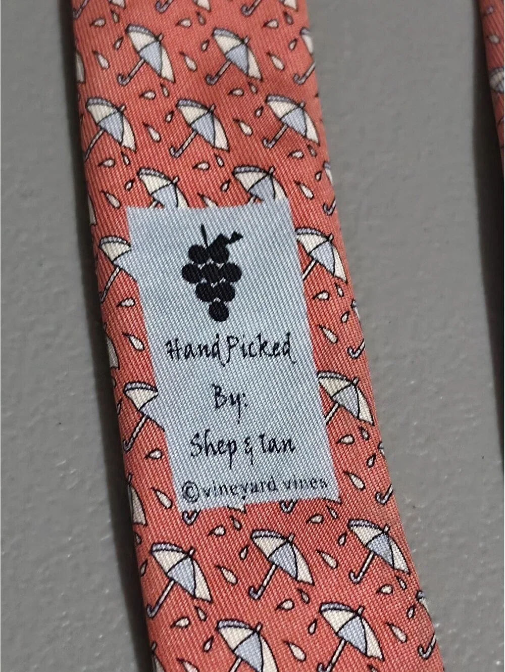Vineyard Vines Pink Sailboat Men’s Necktie Tie 100% Silk Sailing